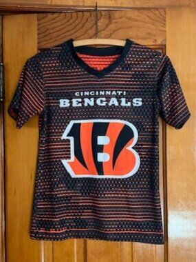 CINCINNATI BENGALS NFL FLAG FOOTBALL REVERSIBLE JERSEY Youth Medium?
